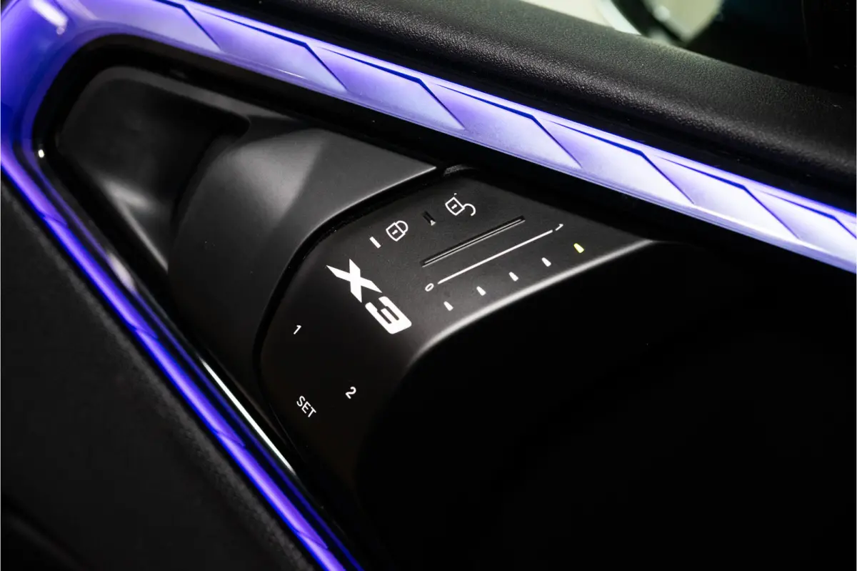 30e xDrive M-Sport 300PK | Pano | Harman/Kardon | Sfeer | Drive Pro | Fabrieksgarantie