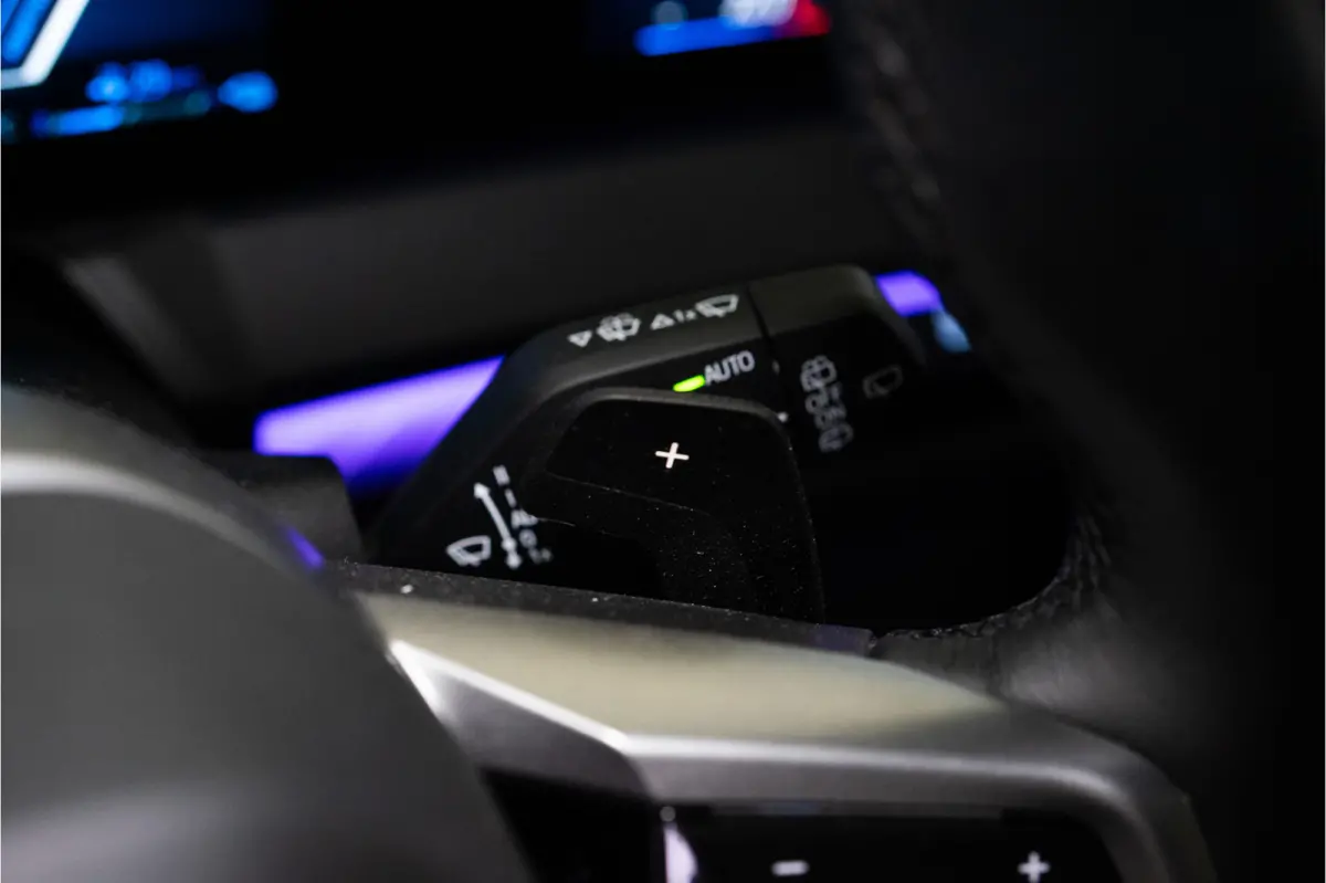 30e xDrive M-Sport 300PK | Pano | Harman/Kardon | Sfeer | Drive Pro | Fabrieksgarantie