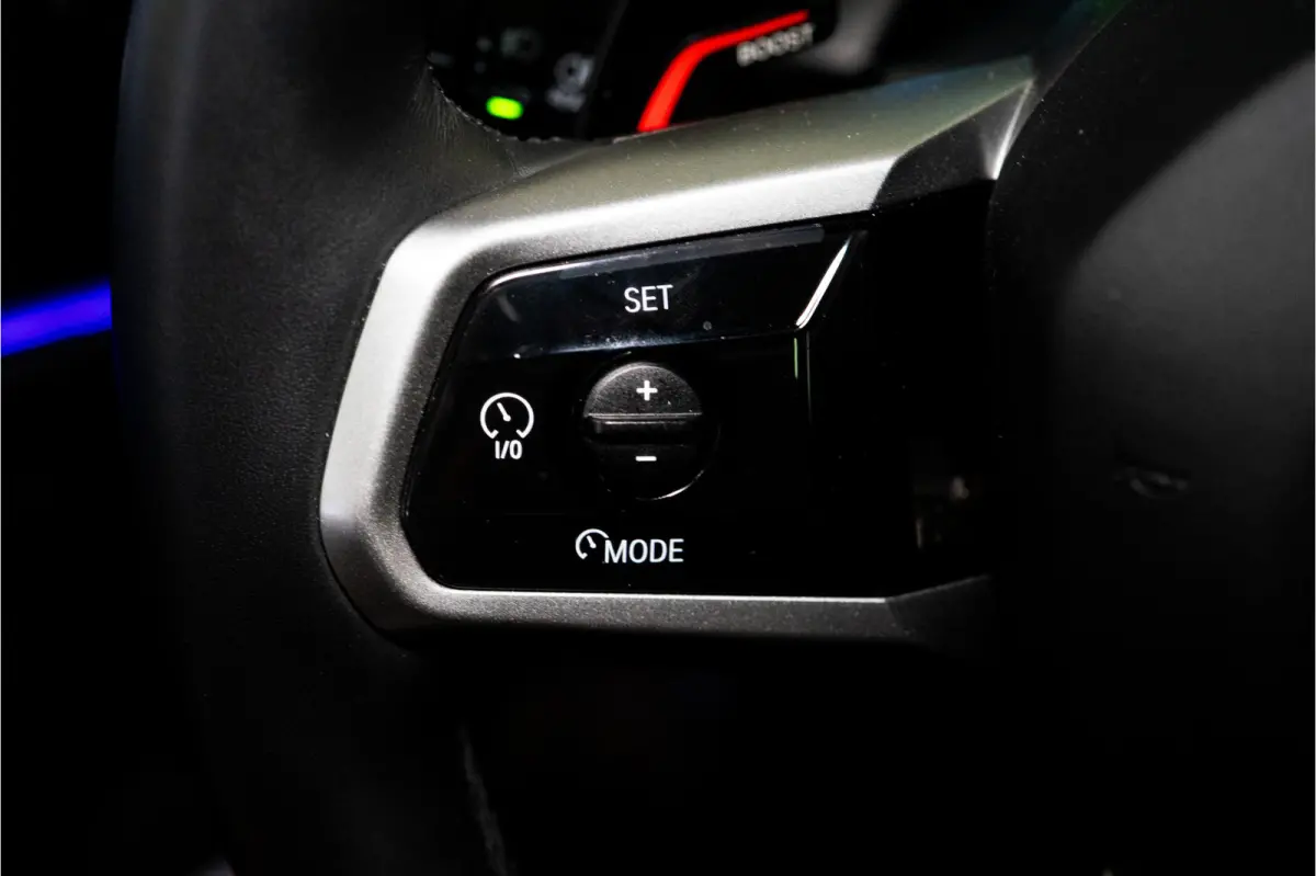 30e xDrive M-Sport 300PK | Pano | Harman/Kardon | Sfeer | Drive Pro | Fabrieksgarantie
