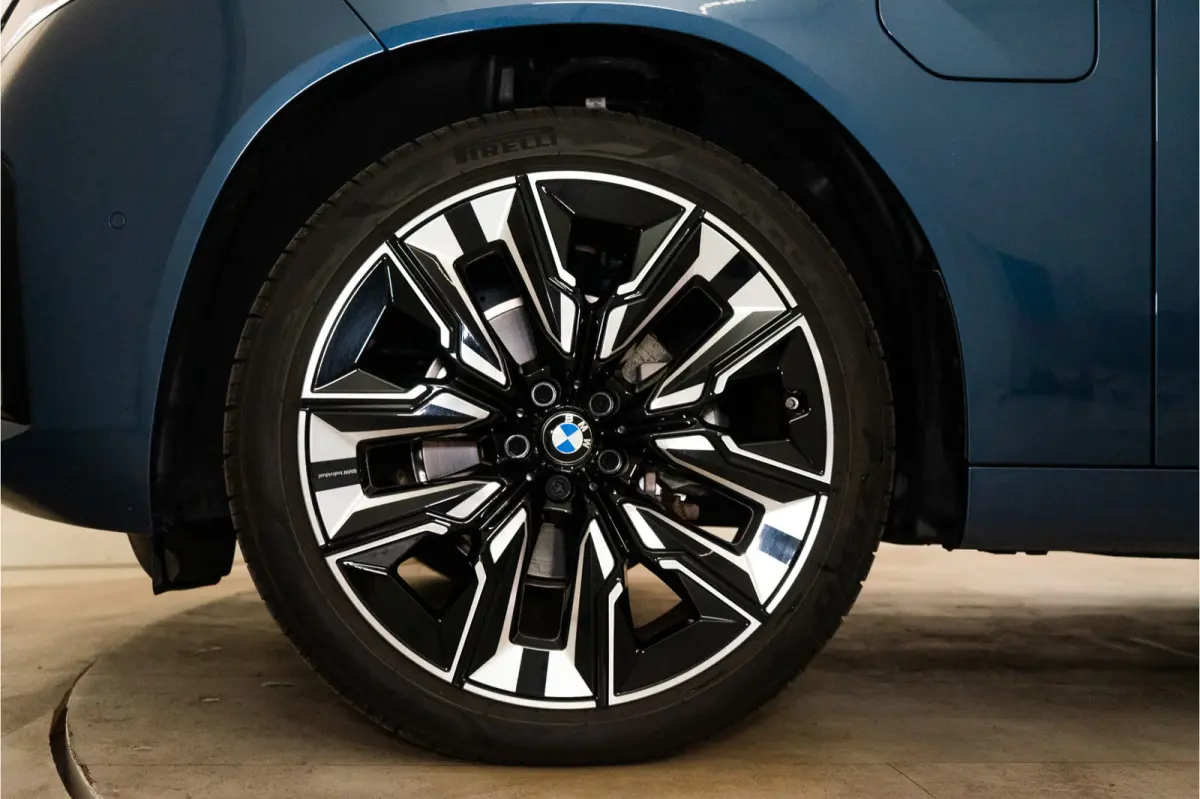 30e xDrive M-Sport 300PK | Pano | Harman/Kardon | Sfeer | Drive Pro | Fabrieksgarantie