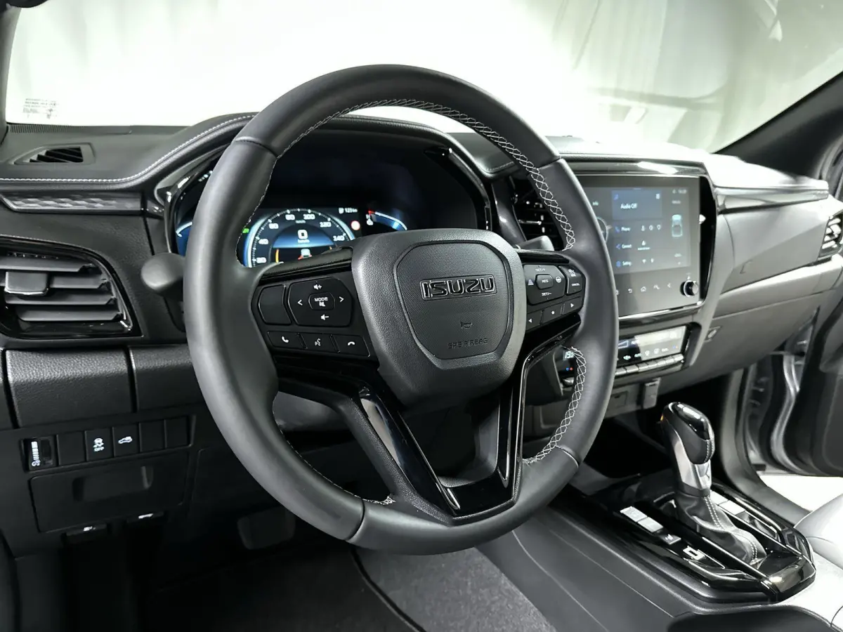 V-Cross 66.9 kWh Automaat | 3500KG Trekgewicht