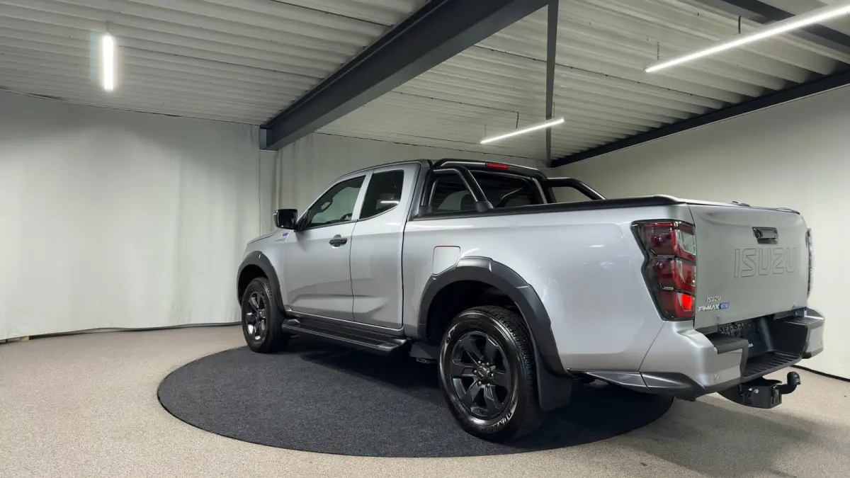 V-Cross 66.9 kWh Automaat | 3500KG Trekgewicht