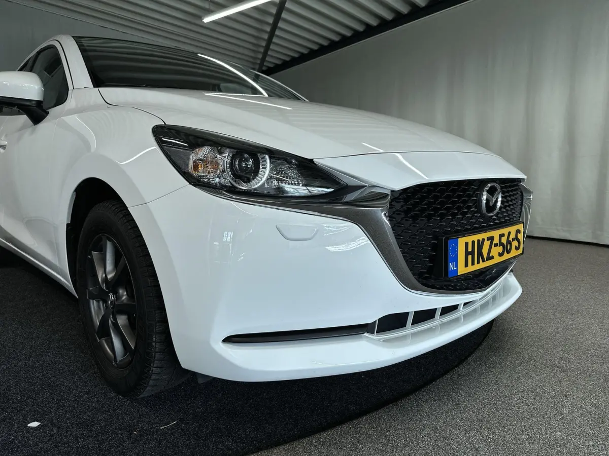 1.5 Skyactiv-G Luxury Automaat | LED | NAVI