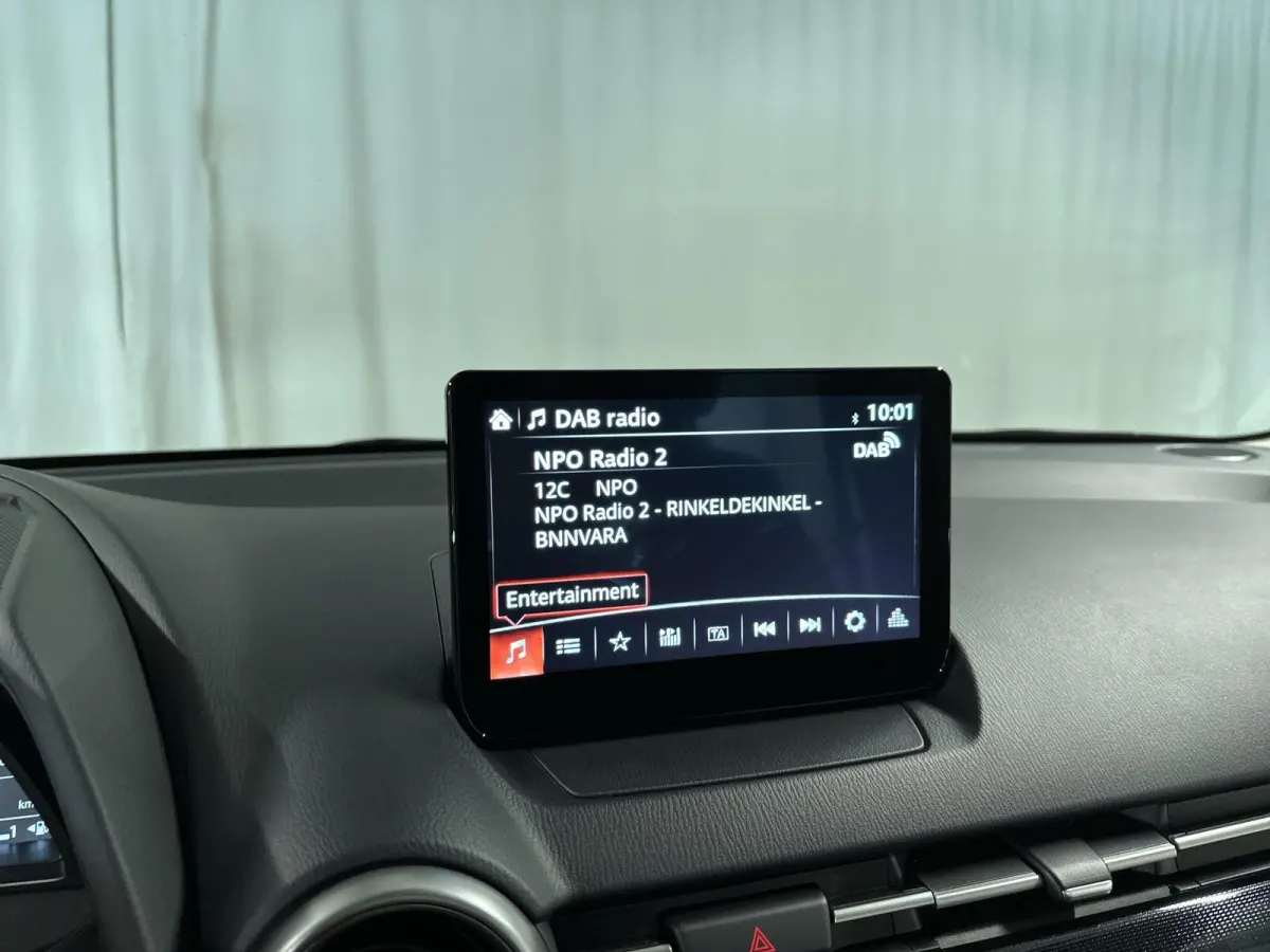 1.5 Skyactiv-G Luxury Automaat | LED | NAVI