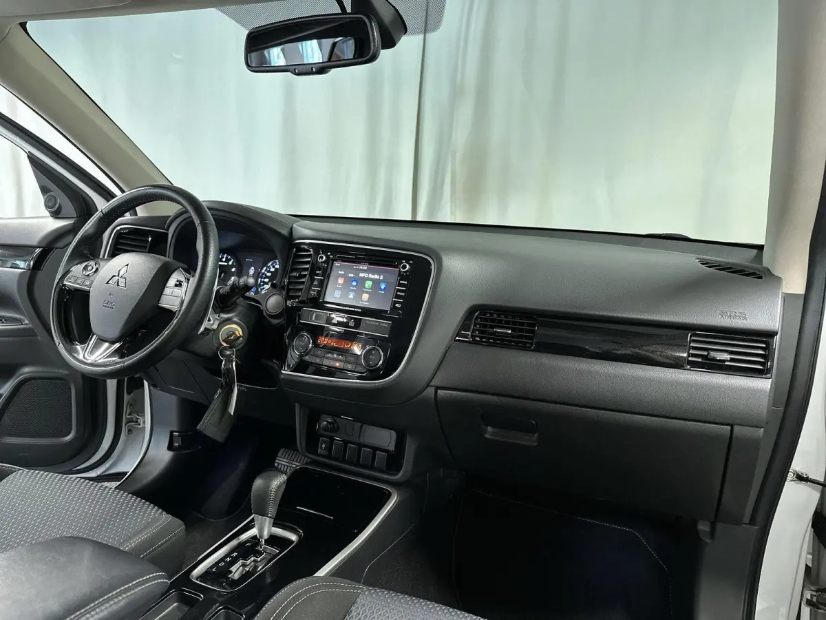 2.0 Connect Pro Automaat | Navi
