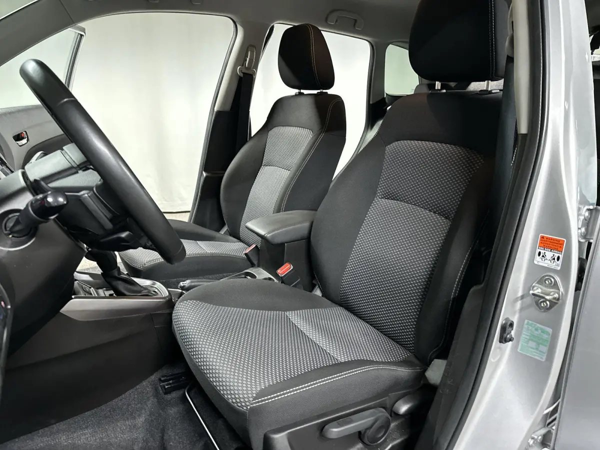 1.5 Hybrid Select Automaat | Navi | Trekhaak | Stoelverwarming