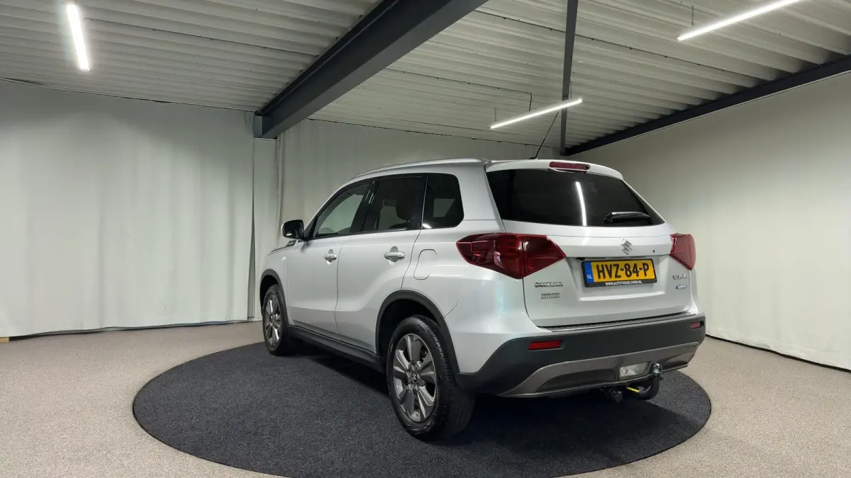 1.5 Hybrid Select Automaat | Navi | Trekhaak | Stoelverwarming