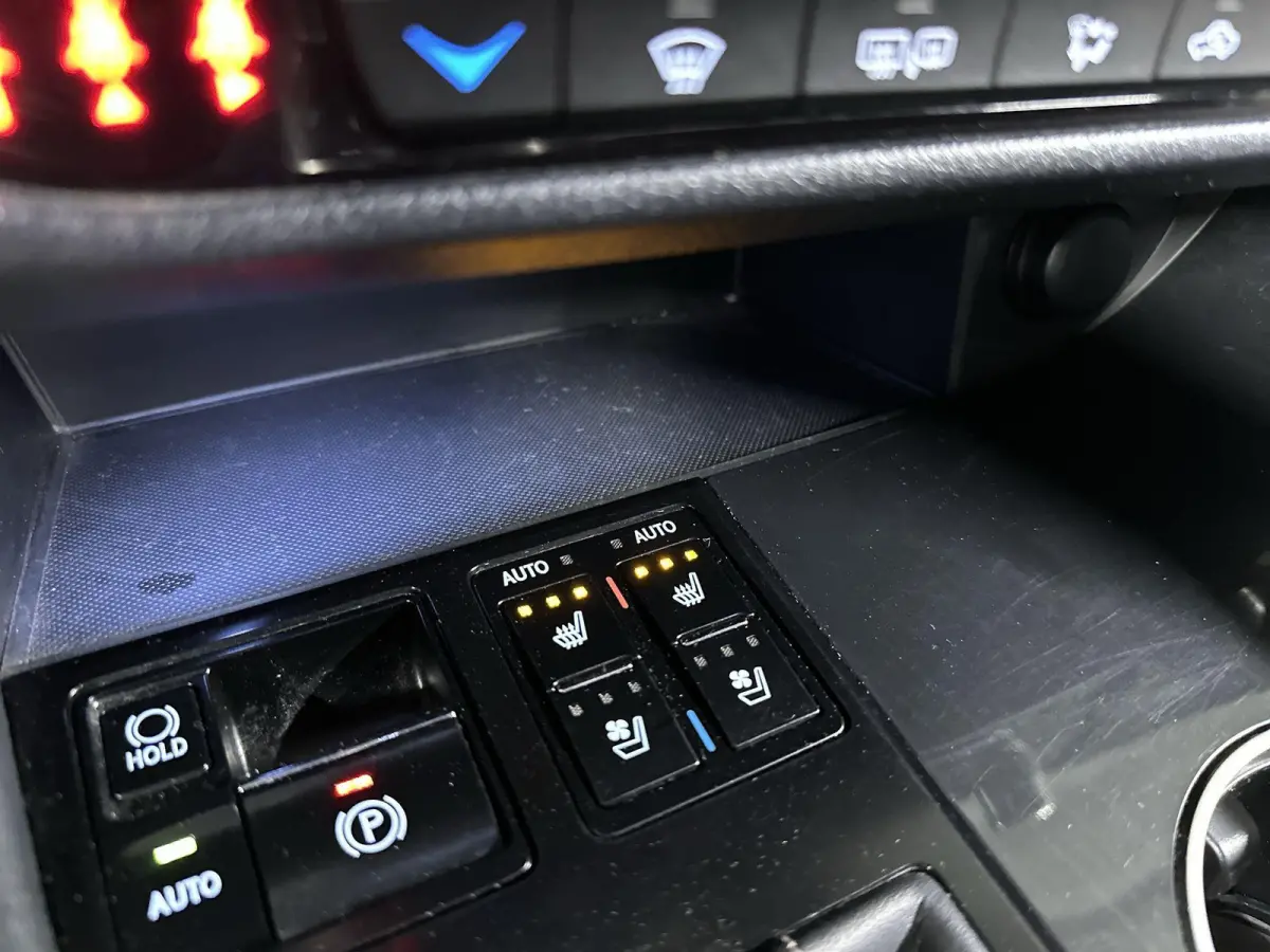 450h 4WD Luxury Line Automaat | Trekhaak | Leder | Pano | Memory