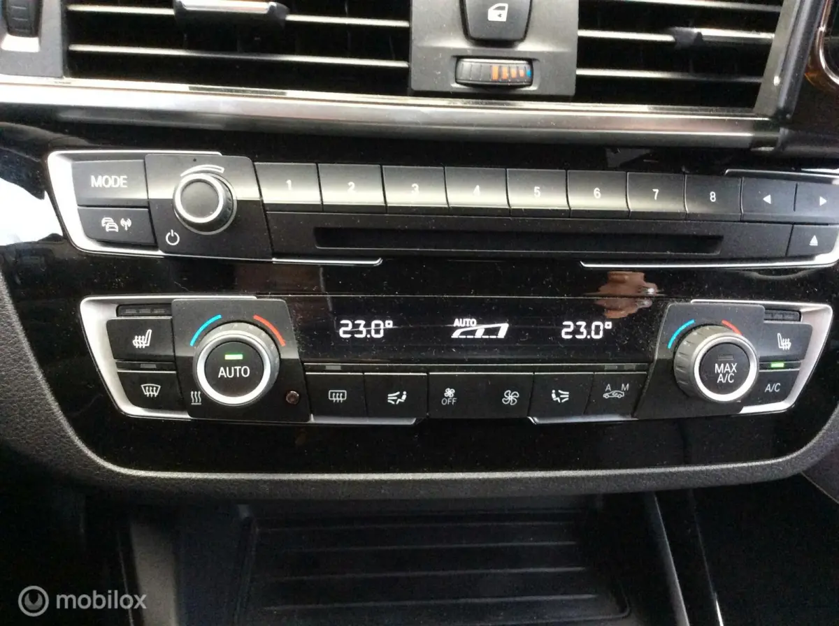 118d Executive 19"lm vlg Nav Apple Carplay nap leder