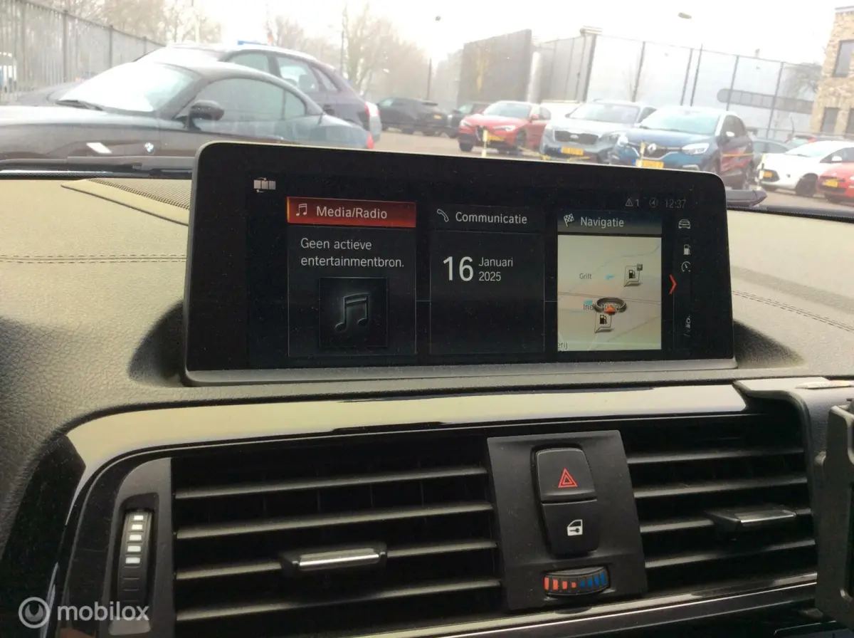 118d Executive 19"lm vlg Nav Apple Carplay nap leder