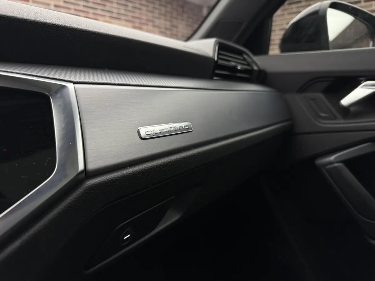 45 TFSI quattro S Line Panorama | Elekt. verstelbare stoel | Stoelverwarming | Bekabeld Apple carplay & Android auto
