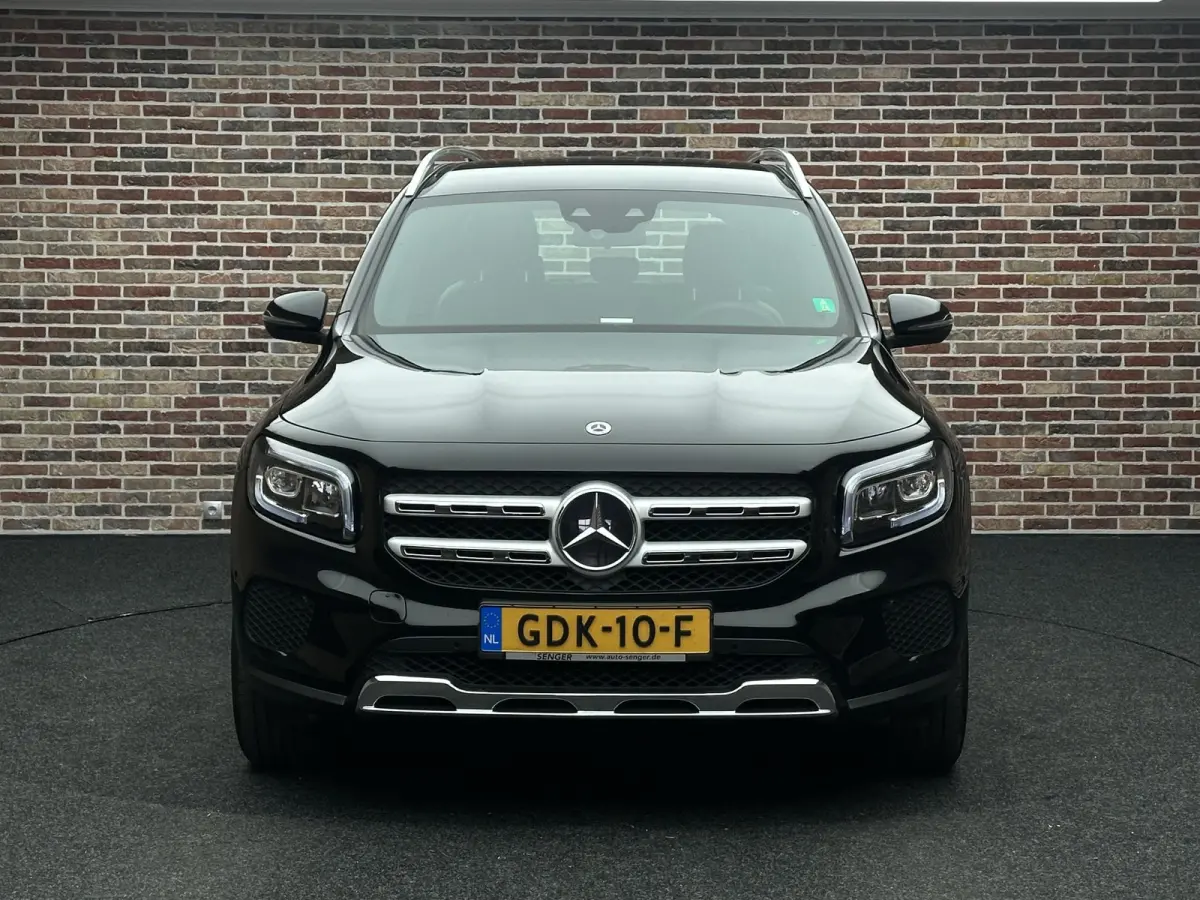 180 AMG Dealer Onderhouden Virtual Sfeer