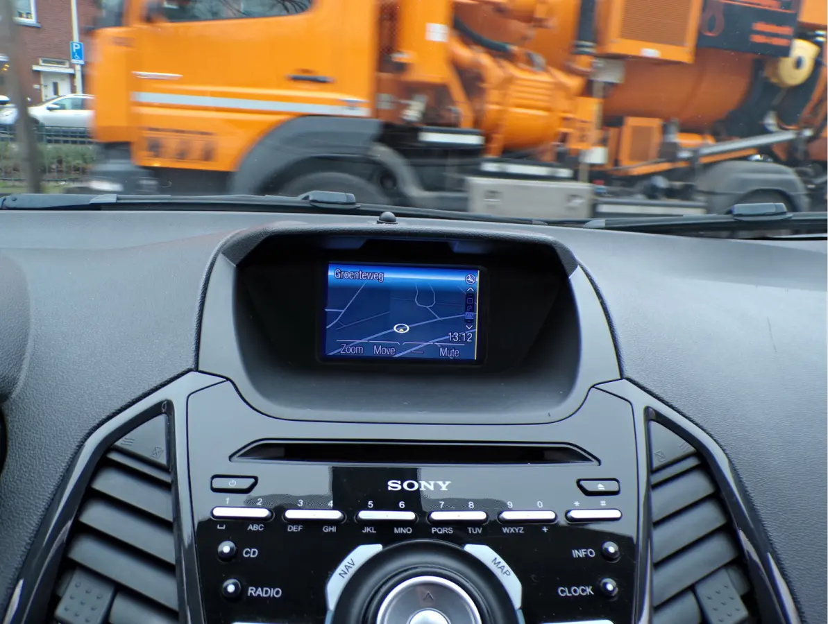 1.0 EcoBoost Titanium CAMERA NAVI CRUISECONT STOELVERWARMING