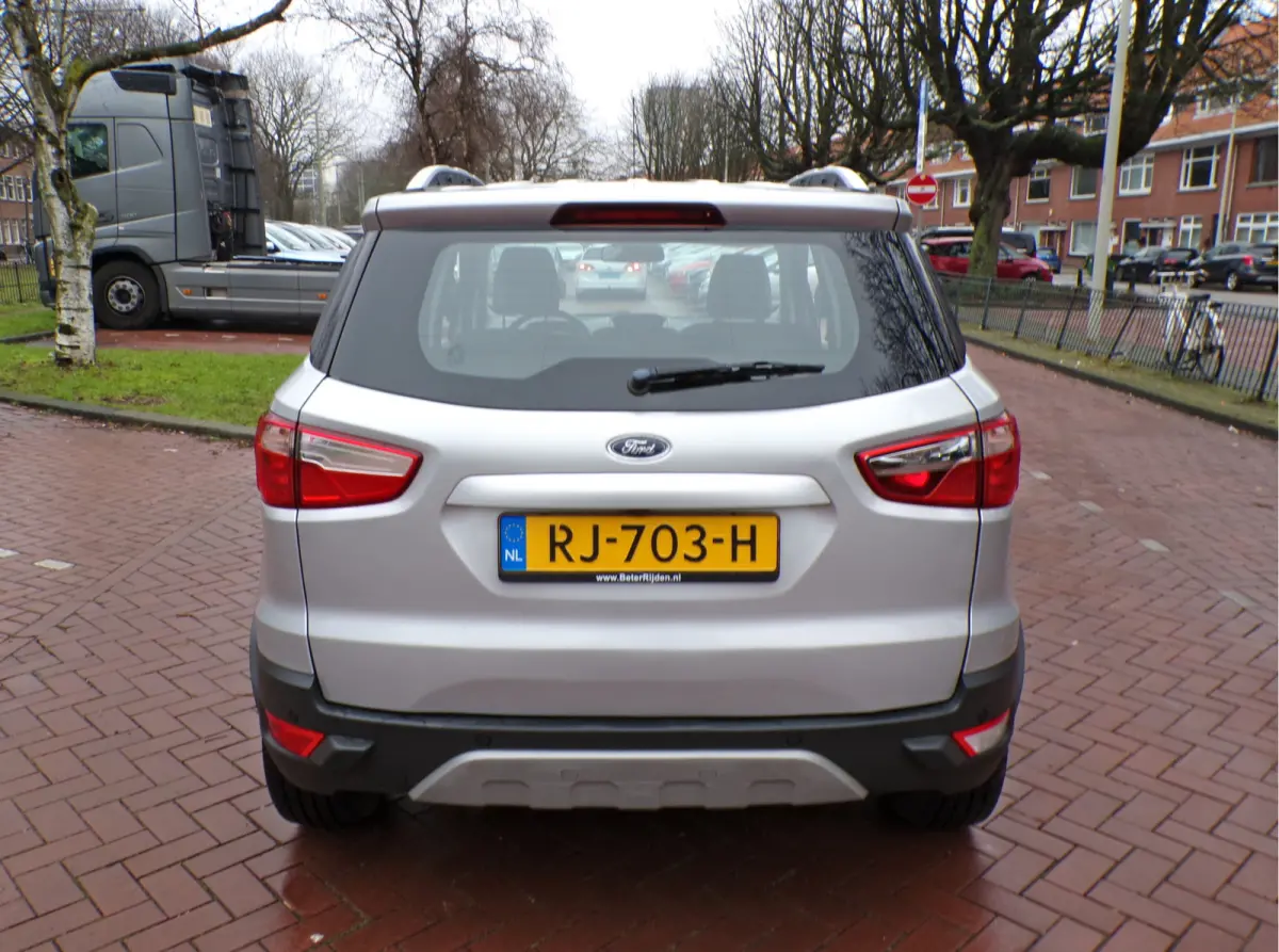 1.0 EcoBoost Titanium CAMERA NAVI CRUISECONT STOELVERWARMING