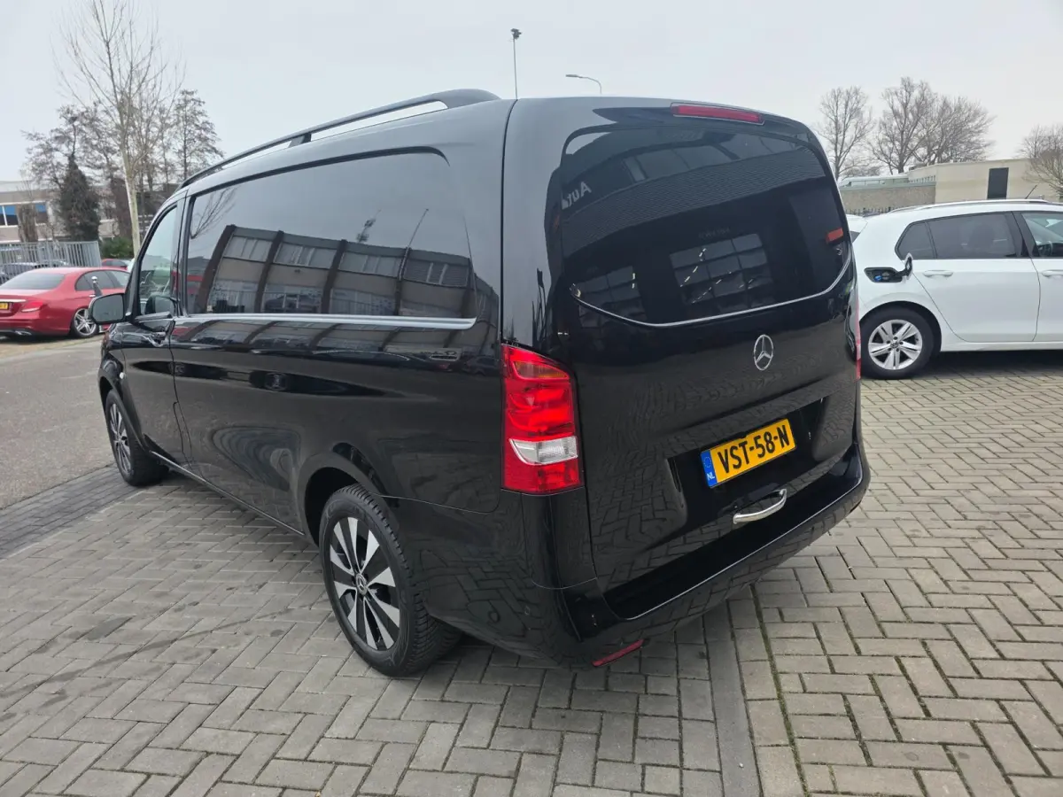 110 CDI Lang | OVERBRENG AUTO | PRACHTIGE CABINE | Met o.a. navigatie, achteruitrijcamera, climate en cruise!