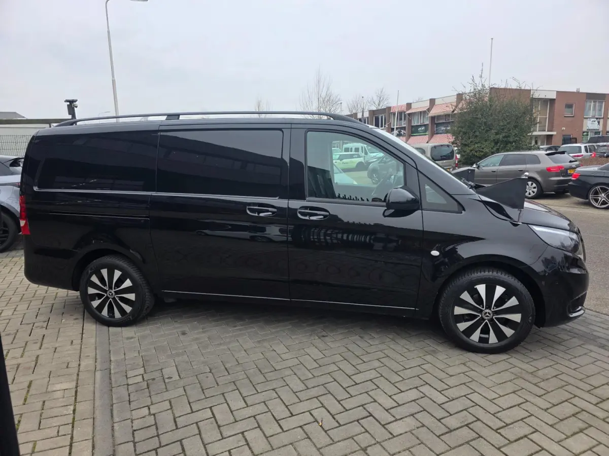 110 CDI Lang | OVERBRENG AUTO | PRACHTIGE CABINE | Met o.a. navigatie, achteruitrijcamera, climate en cruise!