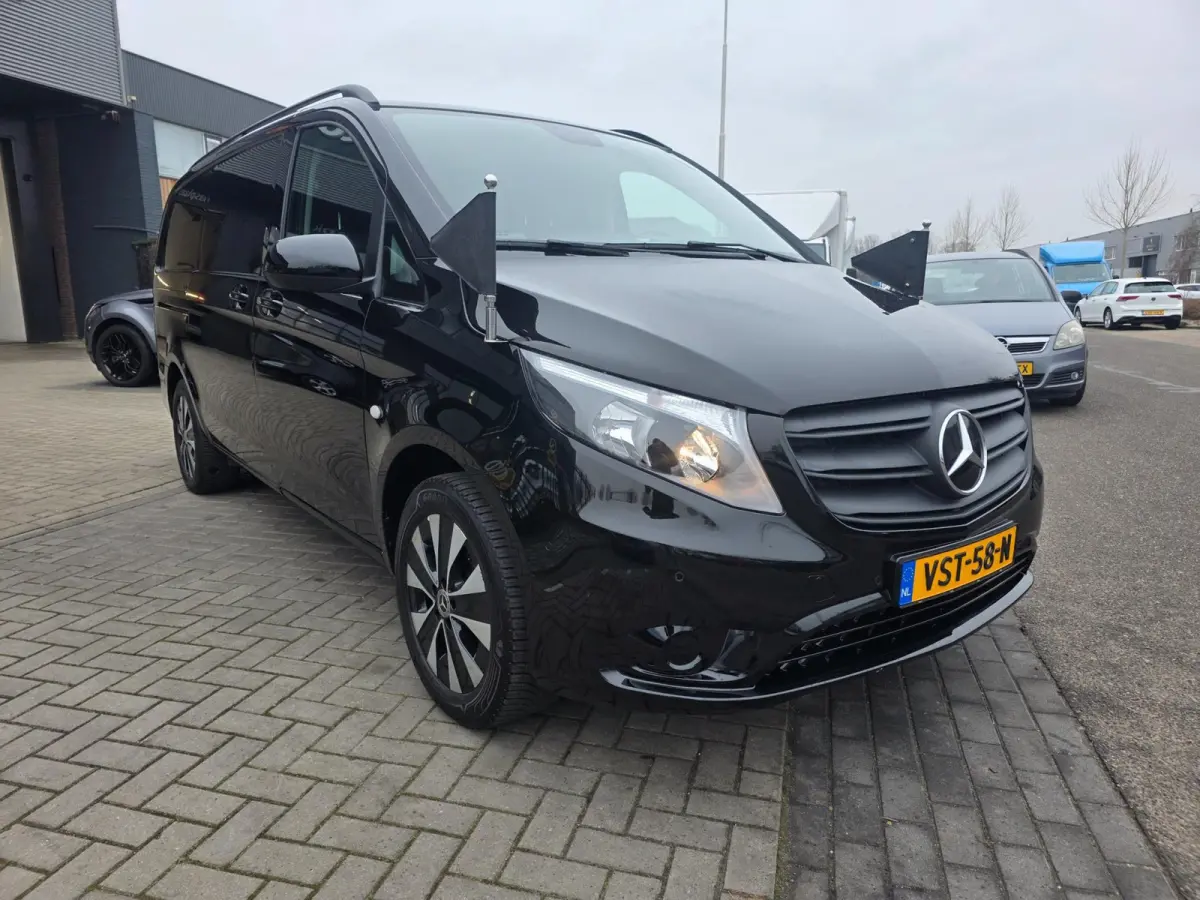 110 CDI Lang | OVERBRENG AUTO | PRACHTIGE CABINE | Met o.a. navigatie, achteruitrijcamera, climate en cruise!