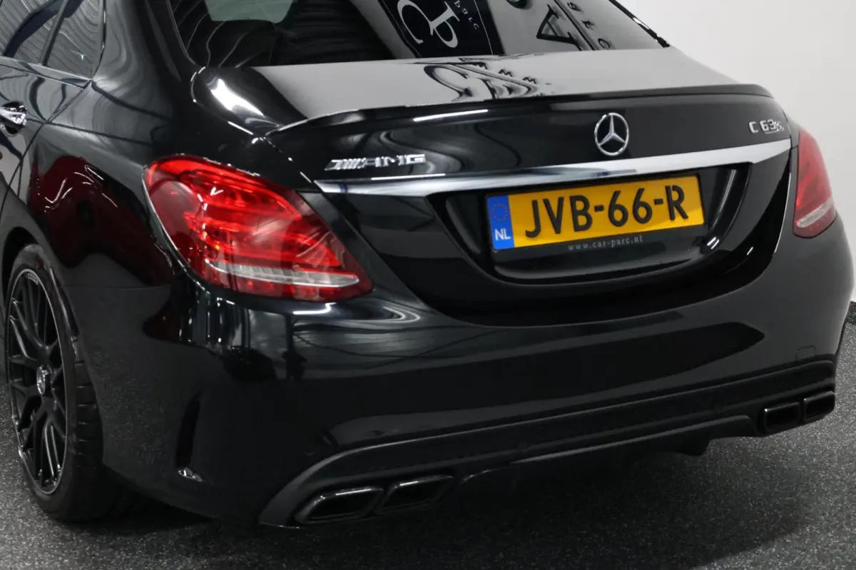 AMG 63 S 510+PK LED/SFEER/HUD/PANO/LEDER+S.VERWARMING+MEMORY/19" LMV/CAM/ACC/ECC/12 MDN GARANTIE!