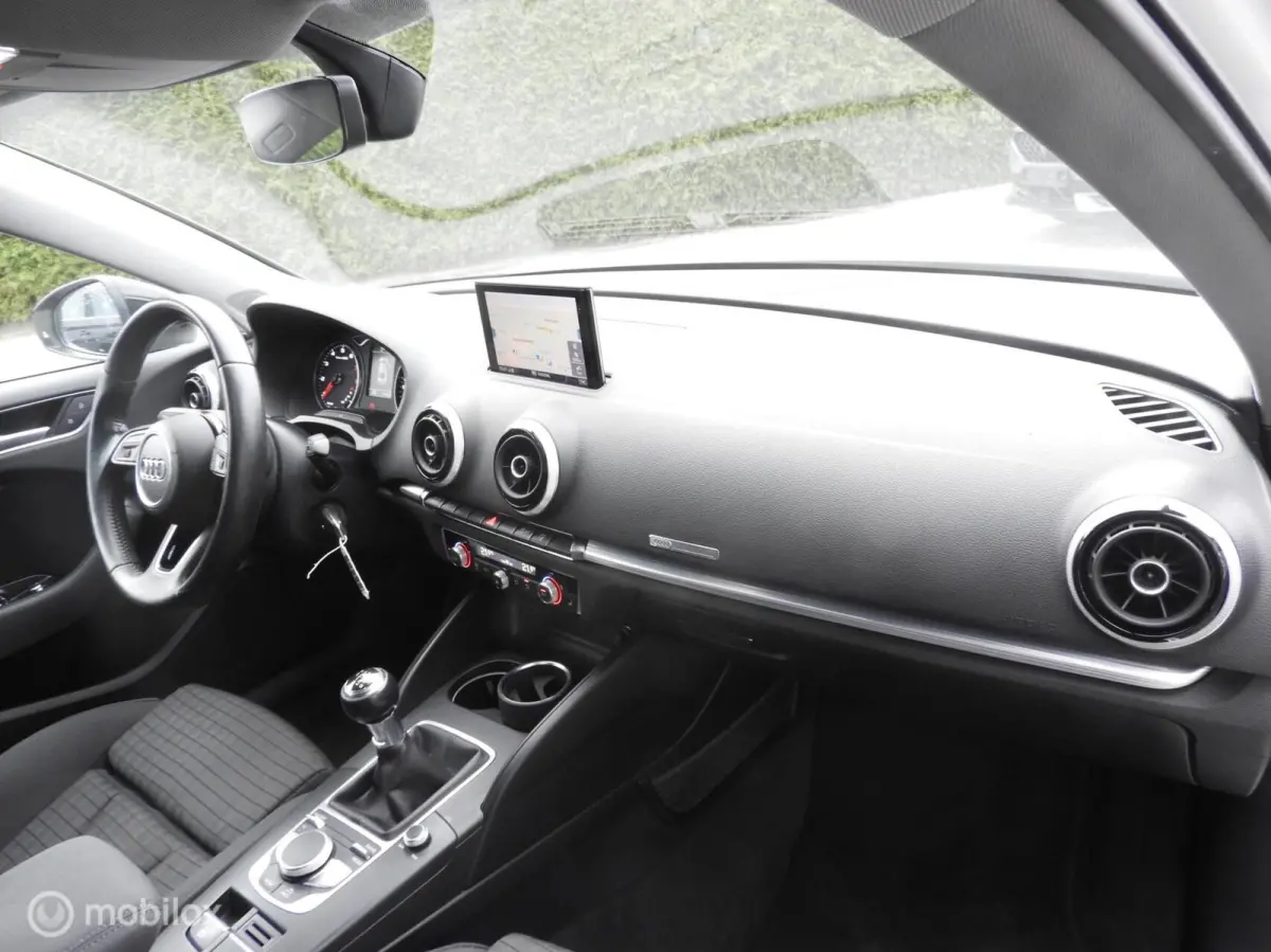 1.4 TFSI S-Line , Xenon , Sportstoelen