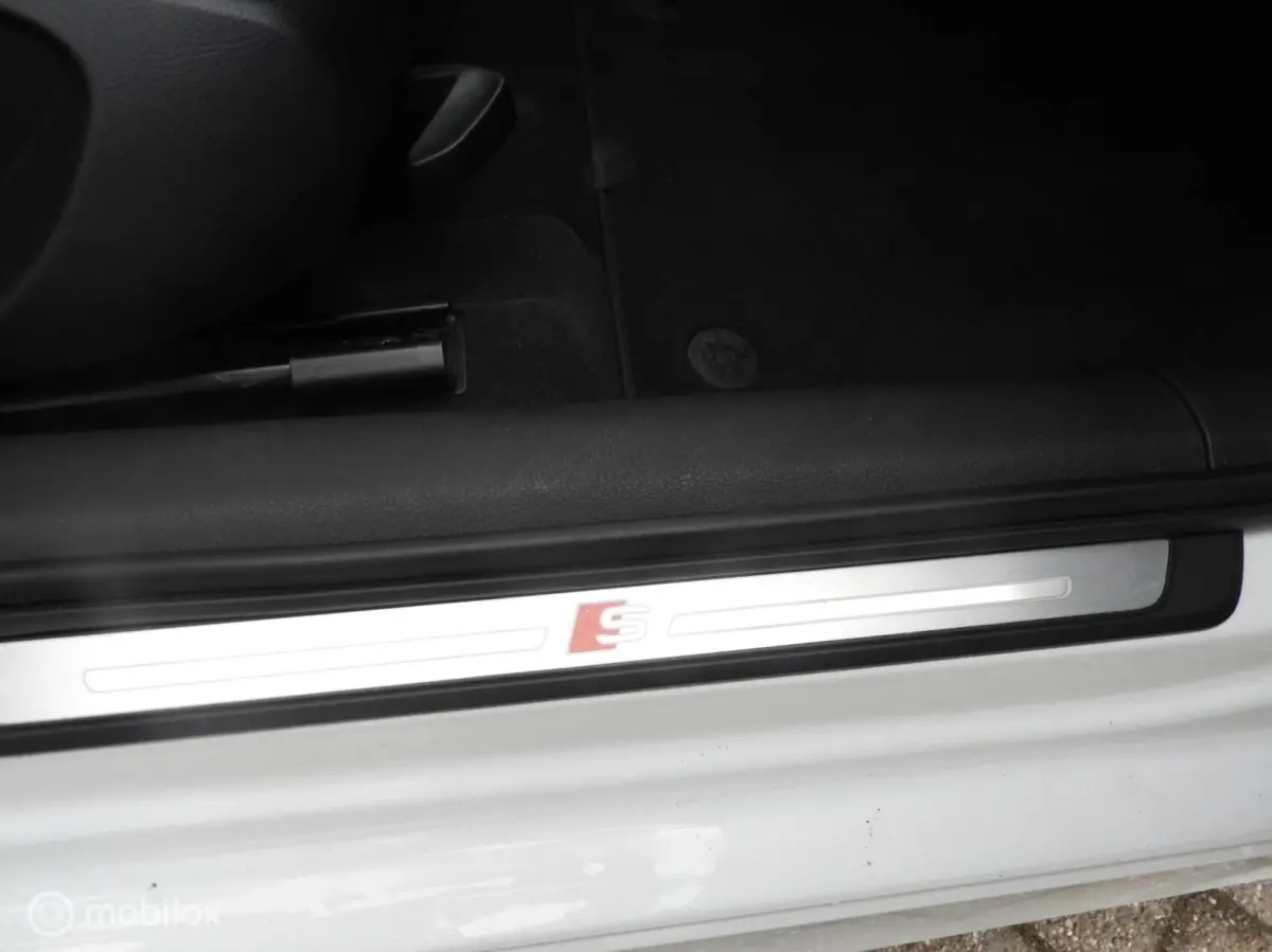 1.4 TFSI S-Line , Xenon , Sportstoelen