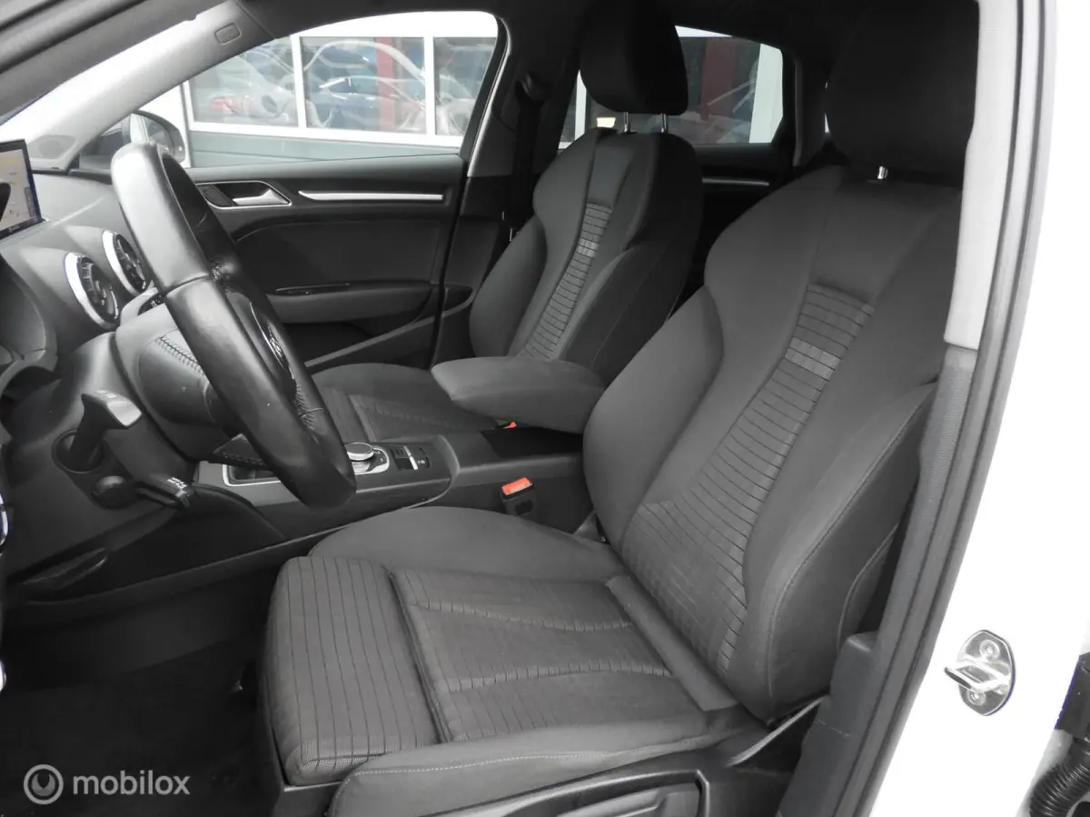 1.4 TFSI S-Line , Xenon , Sportstoelen