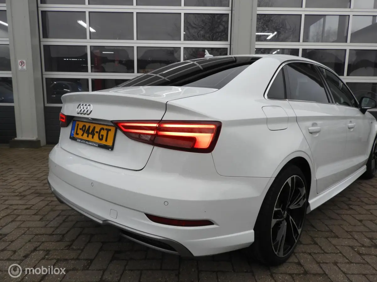 1.4 TFSI S-Line , Xenon , Sportstoelen