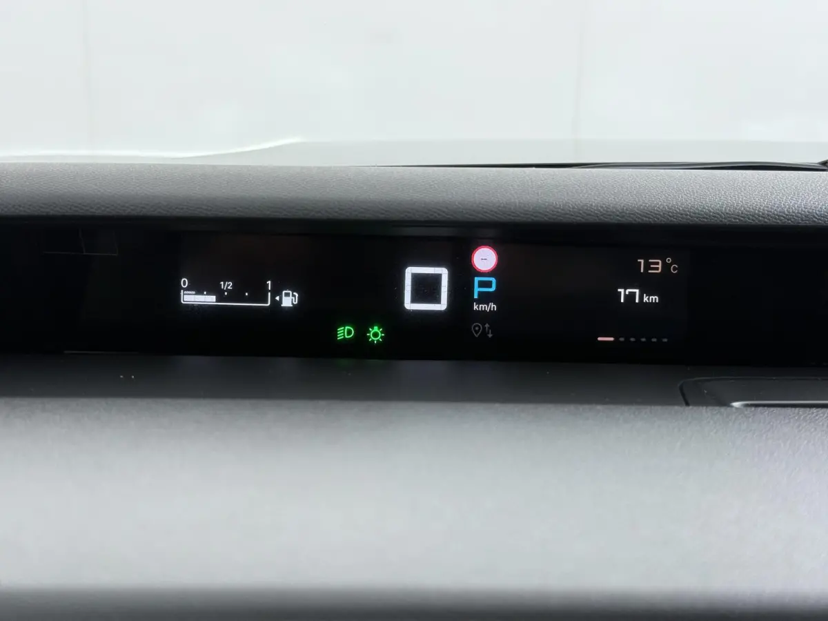 1.2 Hybrid 145pk Max Automaat | VOORRAAD DEAL! | Navigatie | Camera achter | Lichtmetalen velgen | Apple Carplay draadloos | Automatische airco