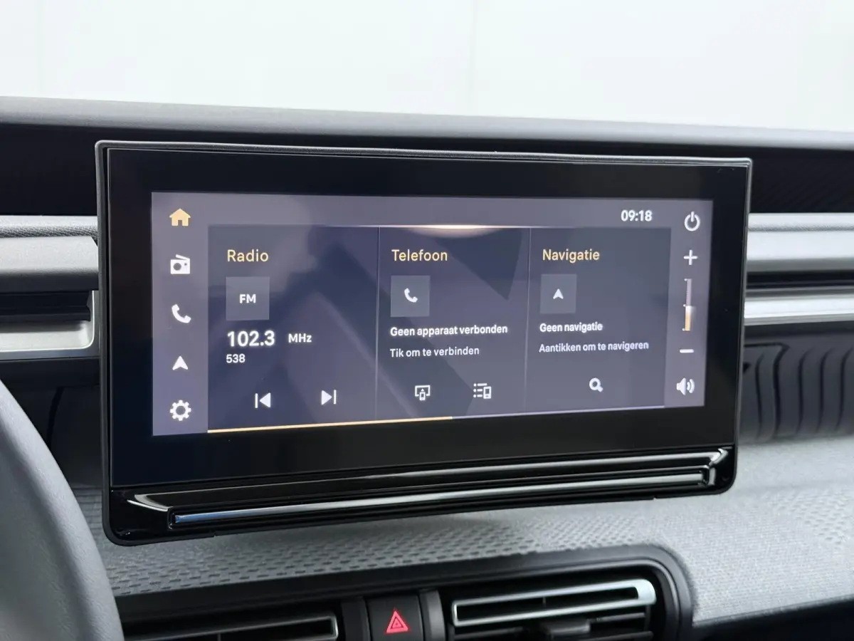 1.2 Hybrid 145pk Max Automaat | VOORRAAD DEAL! | Navigatie | Camera achter | Lichtmetalen velgen | Apple Carplay draadloos | Automatische airco