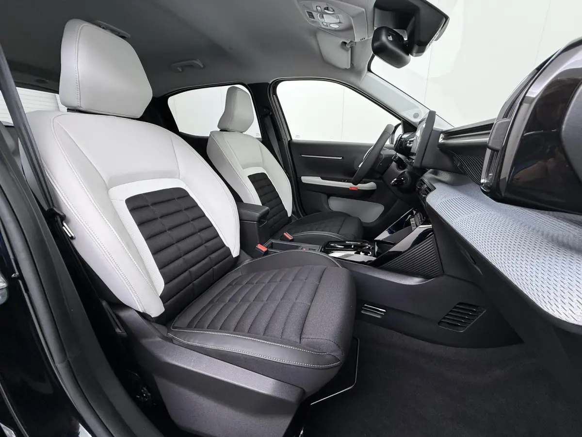1.2 Hybrid 145pk Max Automaat | VOORRAAD DEAL! | Navigatie | Camera achter | Lichtmetalen velgen | Apple Carplay draadloos | Automatische airco