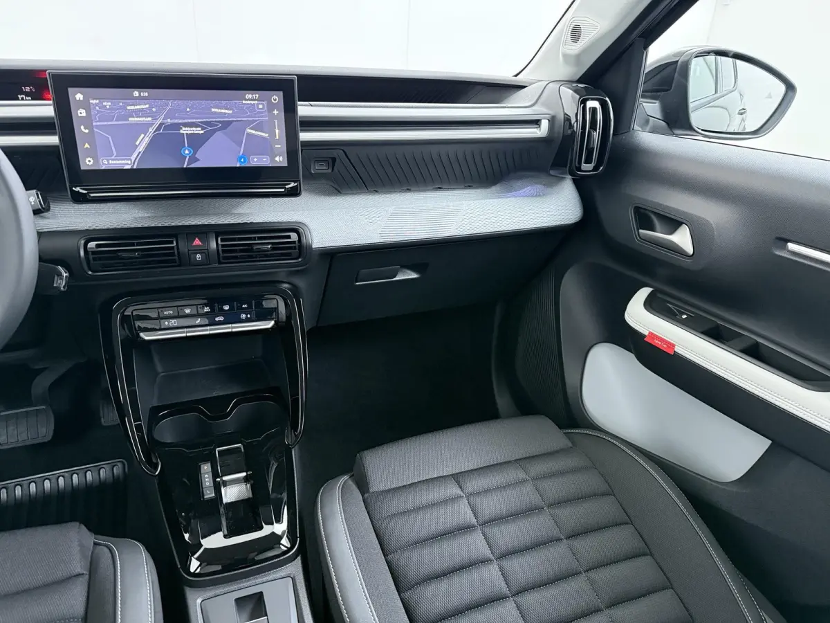 1.2 Hybrid 145pk Max Automaat | VOORRAAD DEAL! | Navigatie | Camera achter | Lichtmetalen velgen | Apple Carplay draadloos | Automatische airco