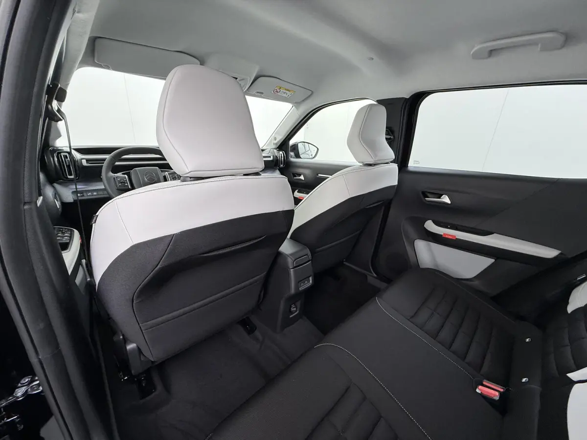 1.2 Hybrid 145pk Max Automaat | VOORRAAD DEAL! | Navigatie | Camera achter | Lichtmetalen velgen | Apple Carplay draadloos | Automatische airco
