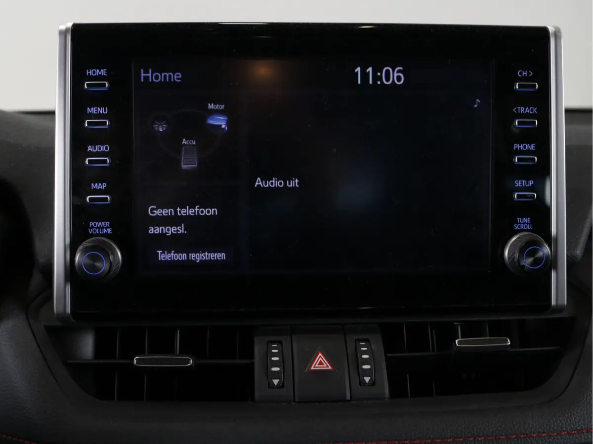 2.5 Plug-in Hybrid Style | Afneembare trekhaak | Stuurverwarming |