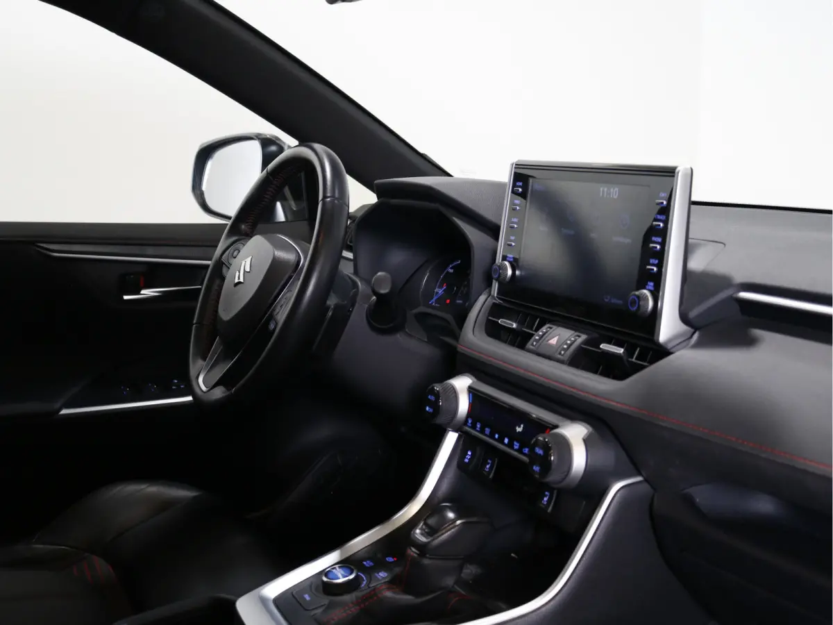2.5 Plug-in Hybrid Style | Afneembare trekhaak | Stuurverwarming |