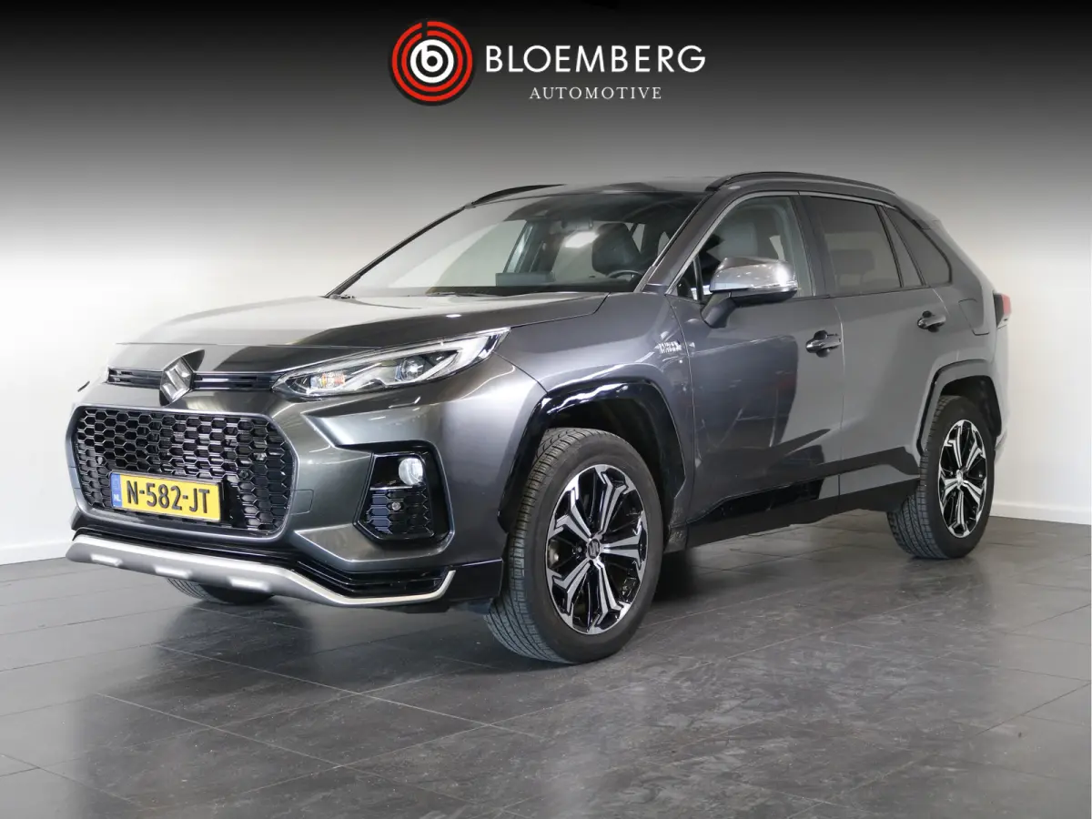 2.5 Plug-in Hybrid Style | Afneembare trekhaak | Stuurverwarming |
