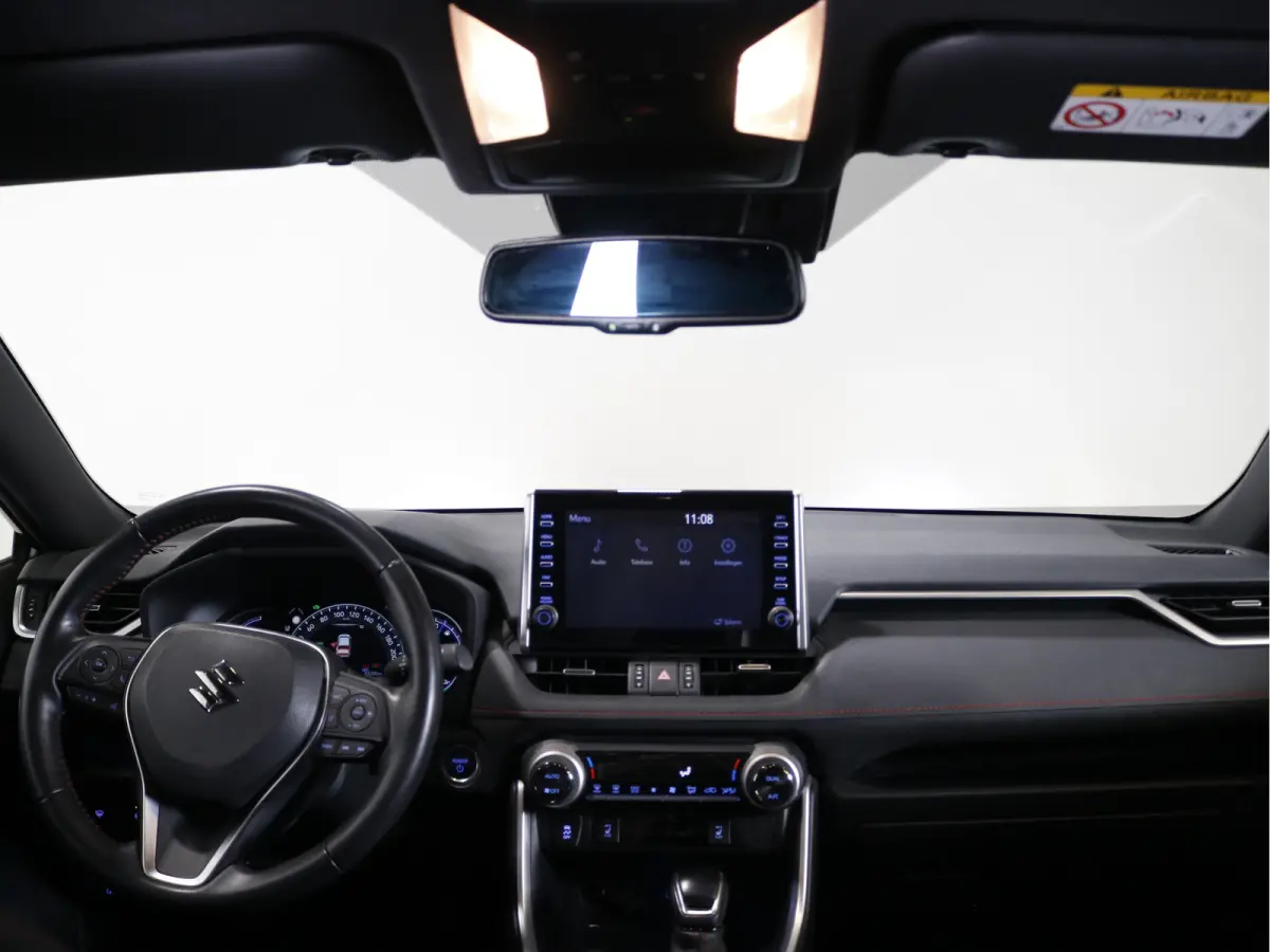 2.5 Plug-in Hybrid Style | Afneembare trekhaak | Stuurverwarming |