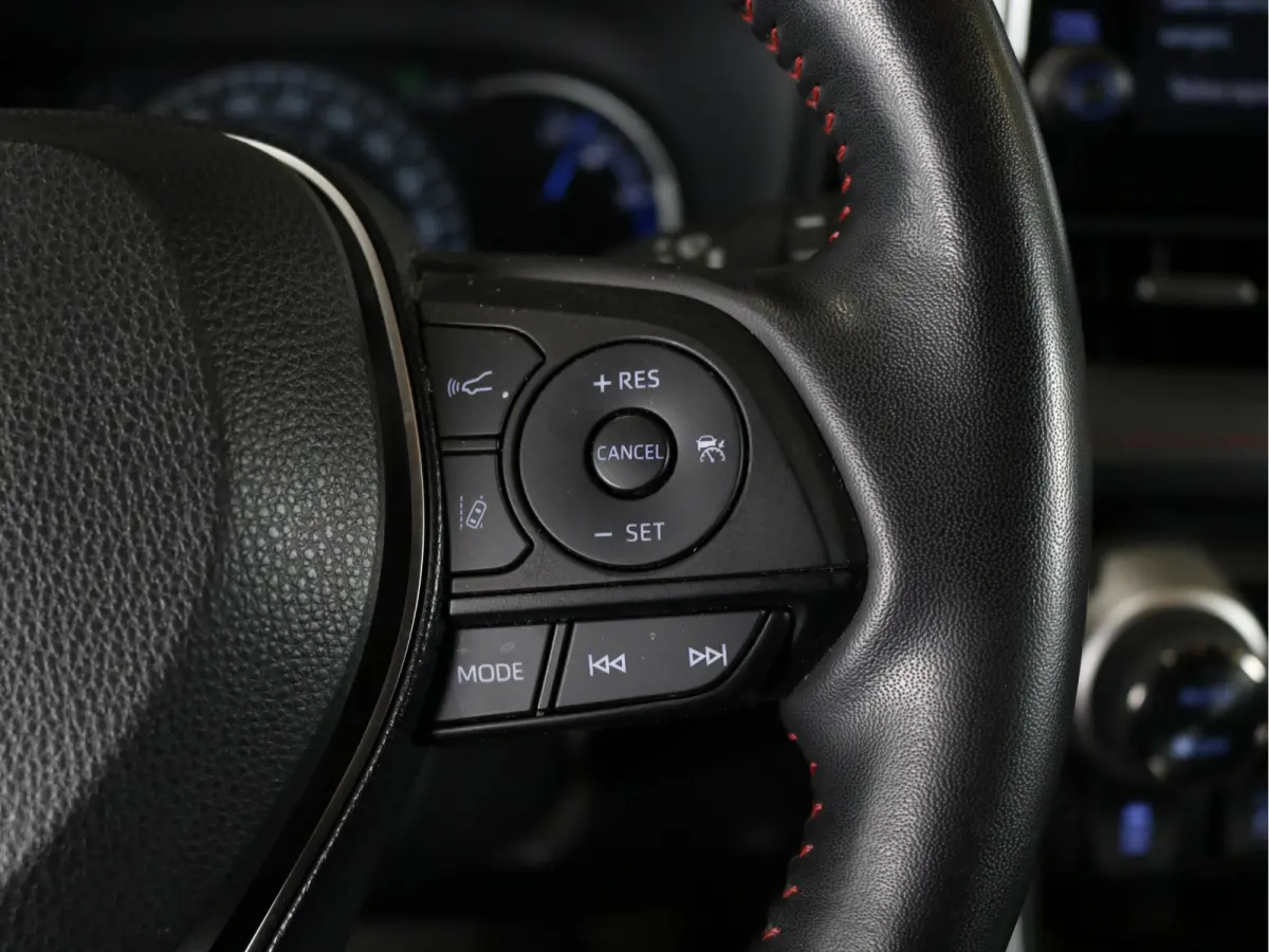2.5 Plug-in Hybrid Style | Afneembare trekhaak | Stuurverwarming |
