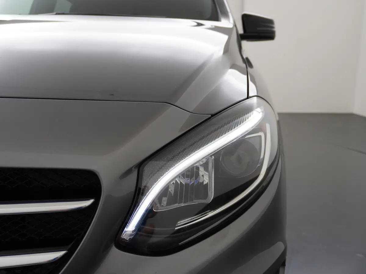 200 Ambition | Trekhaak Carplay Sfeer