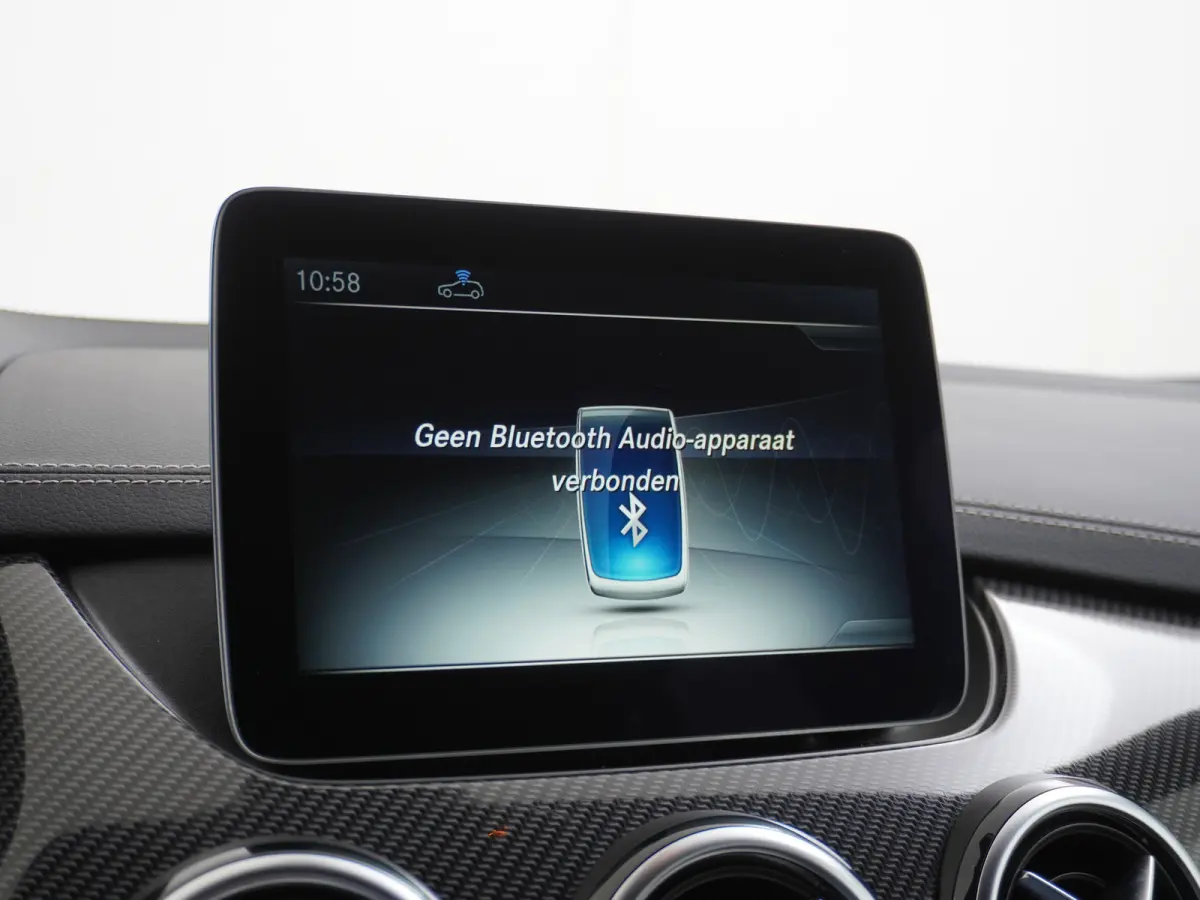 200 Ambition | Trekhaak Carplay Sfeer