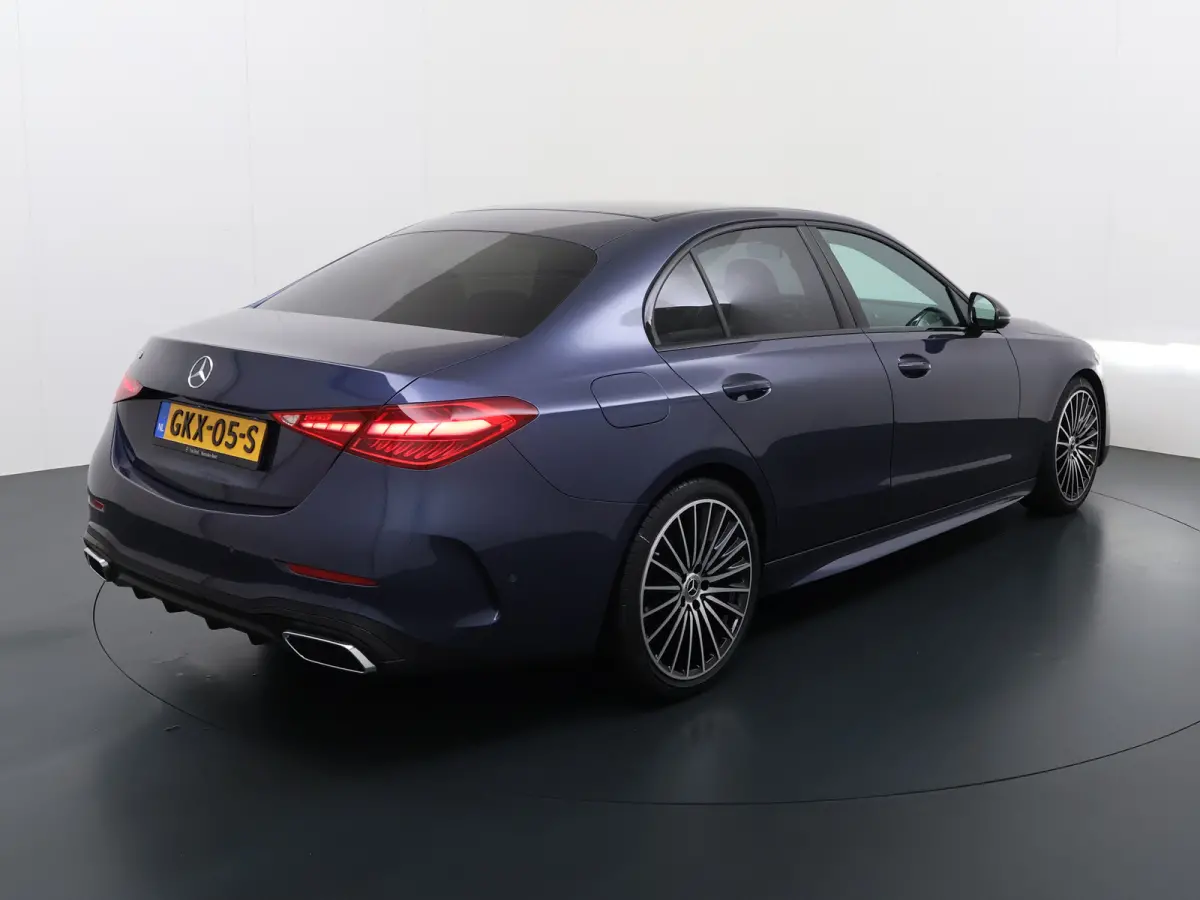 180 AMG Line | Memory Night