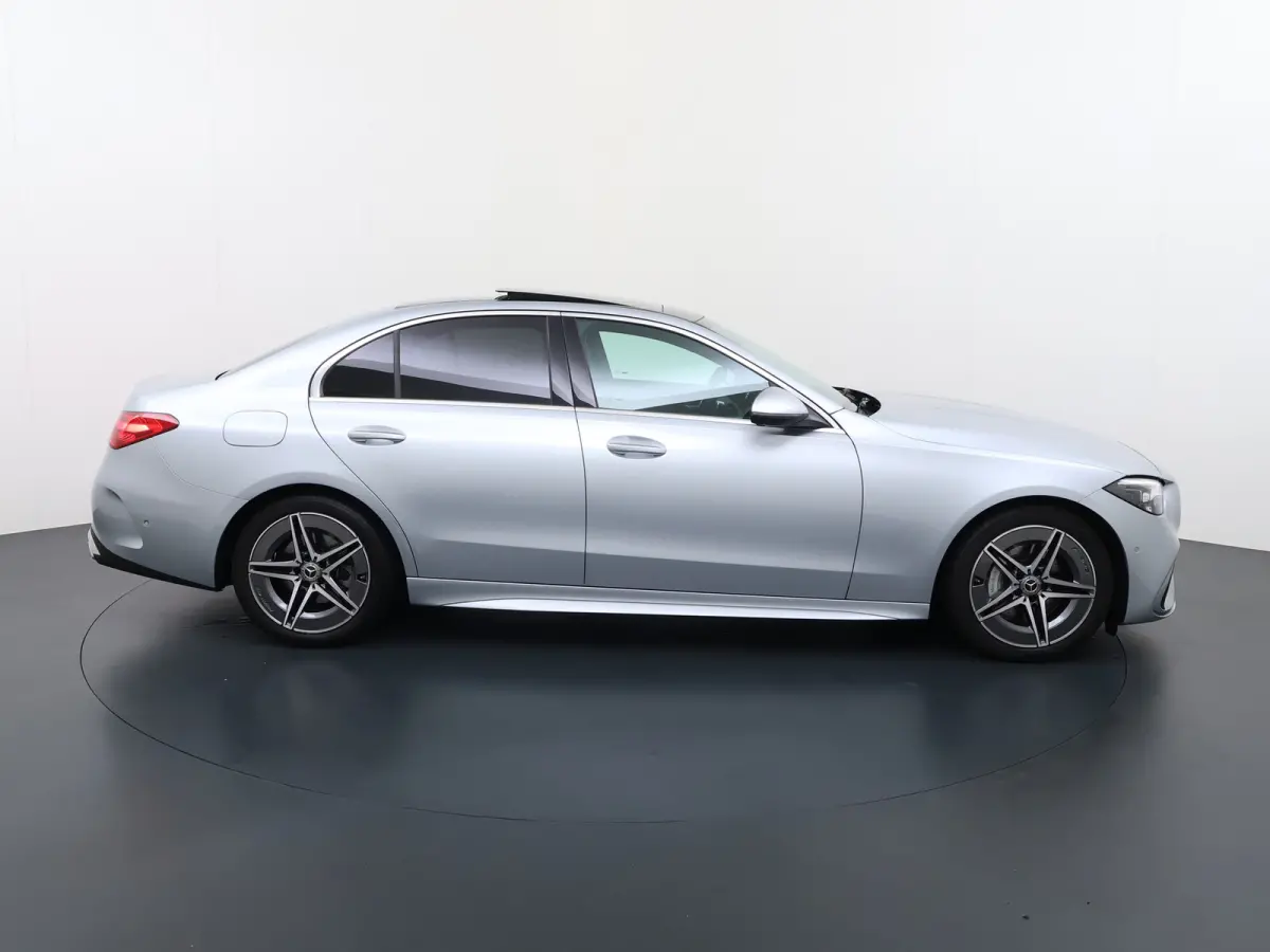 180 AMG Line | Pano Memory Keyless Digital 360 Camera