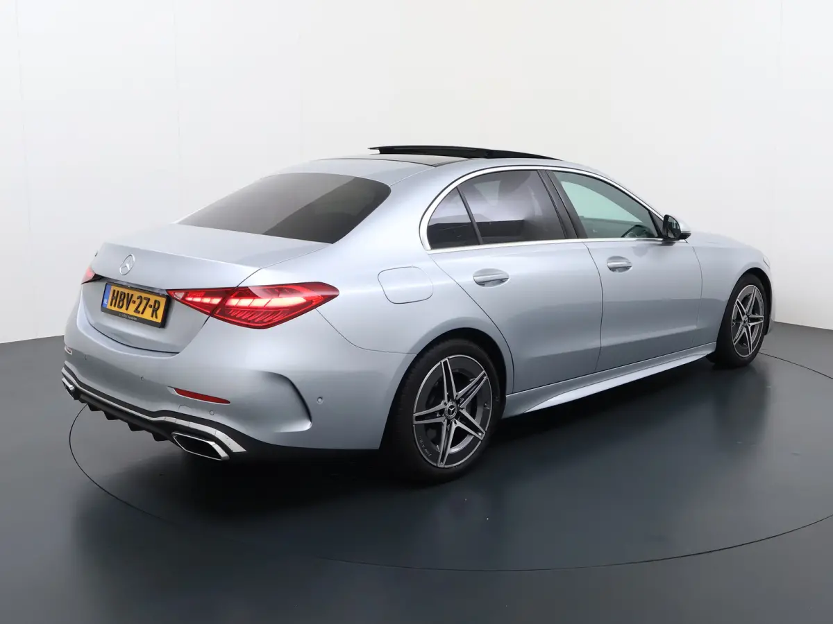 180 AMG Line | Pano Memory Keyless Digital 360 Camera