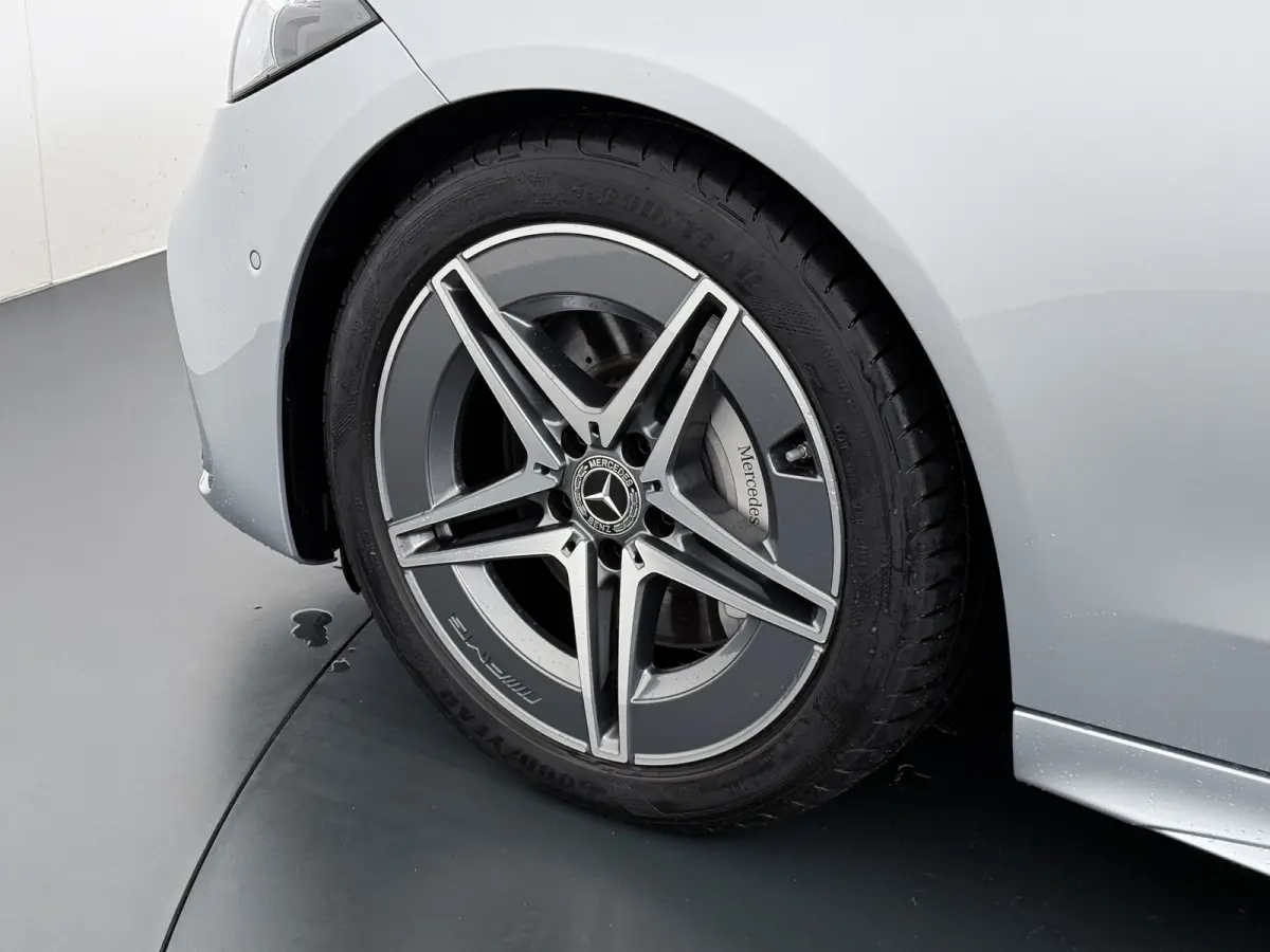 180 AMG Line | Pano Keyless Digital Memory 360 Camera