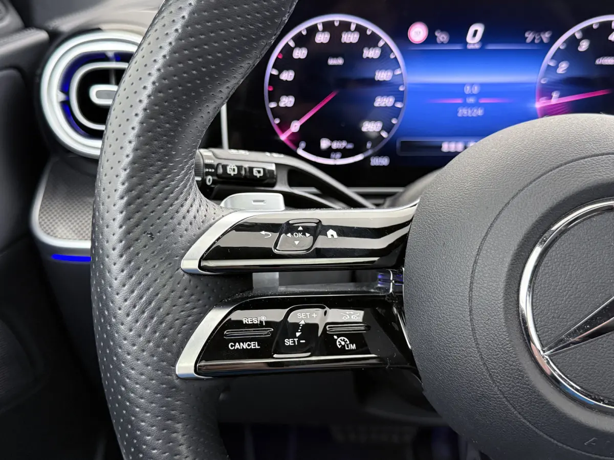 180 AMG Line | Pano Keyless Digital Memory 360 Camera