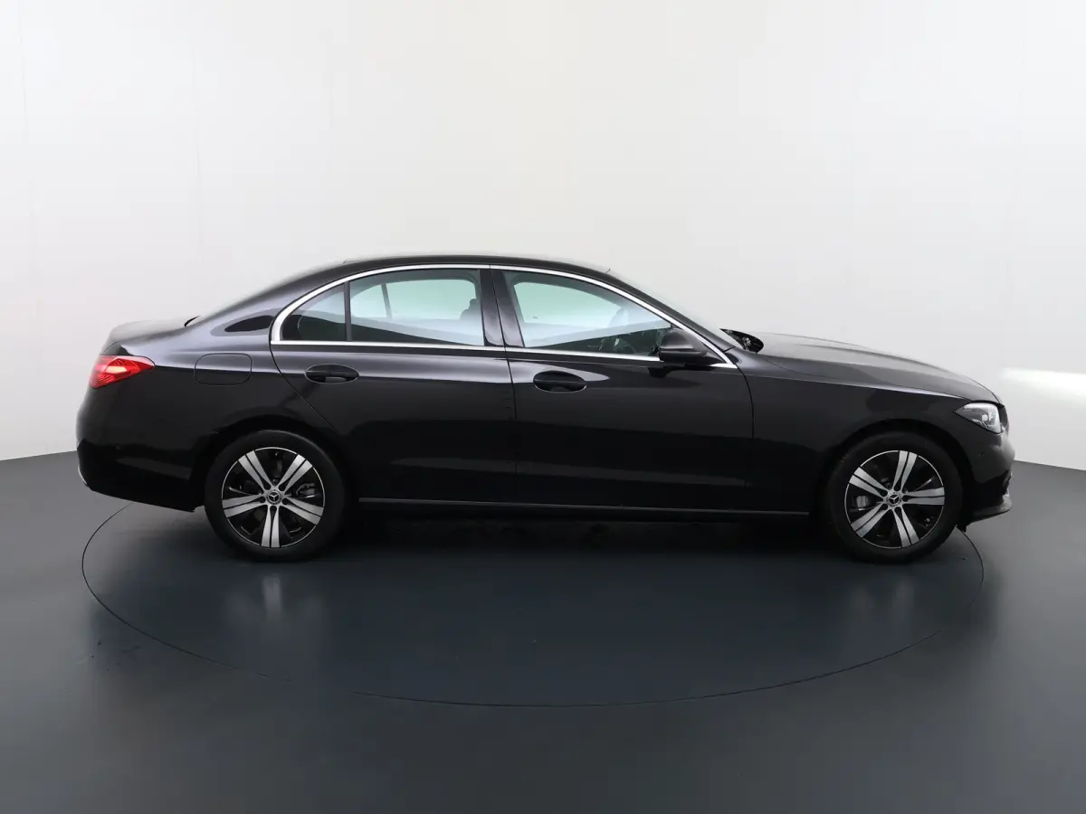 300 e Luxury | Camera