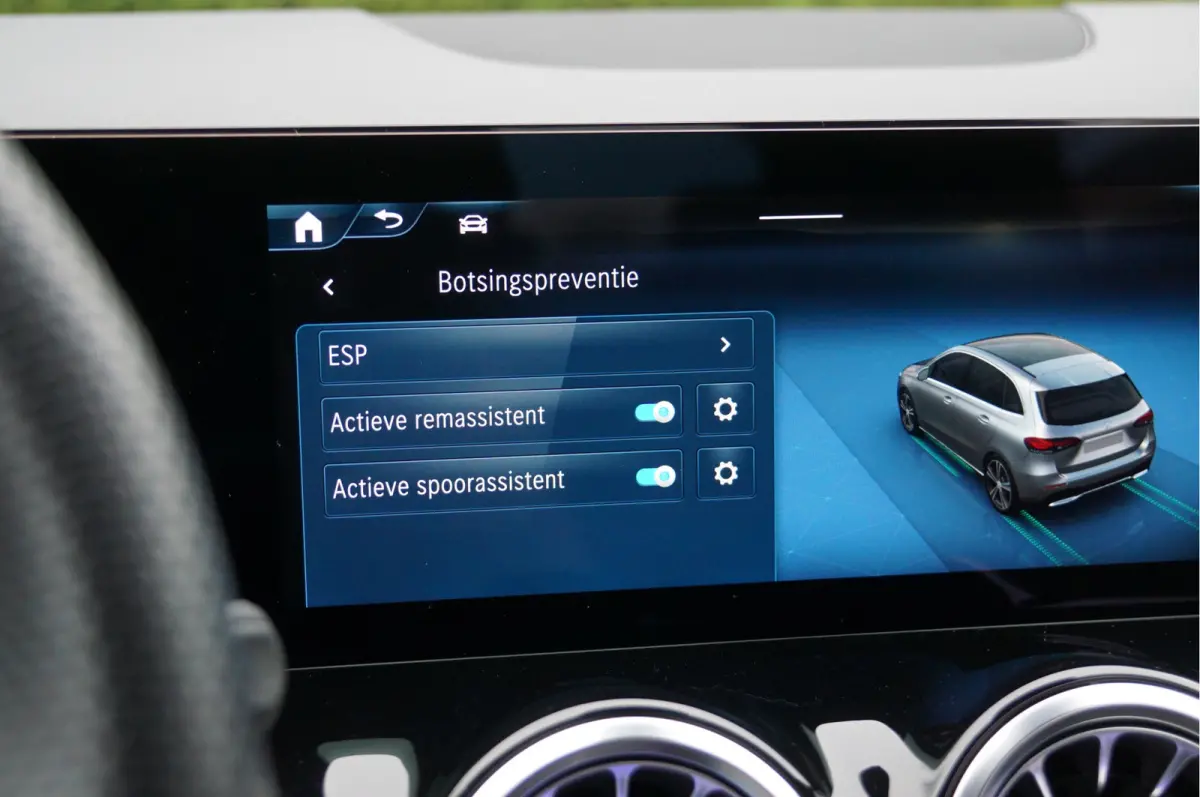 B 250 e AMG Line Night | Burmester Multibeam Keyless-Go Verwarmd Stuurwiel