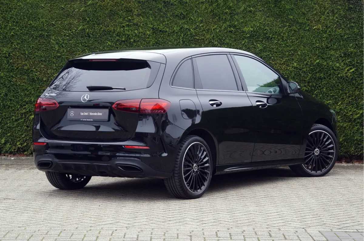 B 250 e AMG Line Night | Burmester Multibeam Keyless-Go Verwarmd Stuurwiel