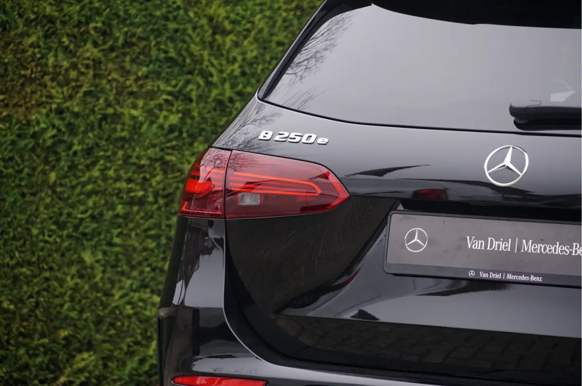 B 250 e AMG Line Night | Burmester Multibeam Keyless-Go Verwarmd Stuurwiel