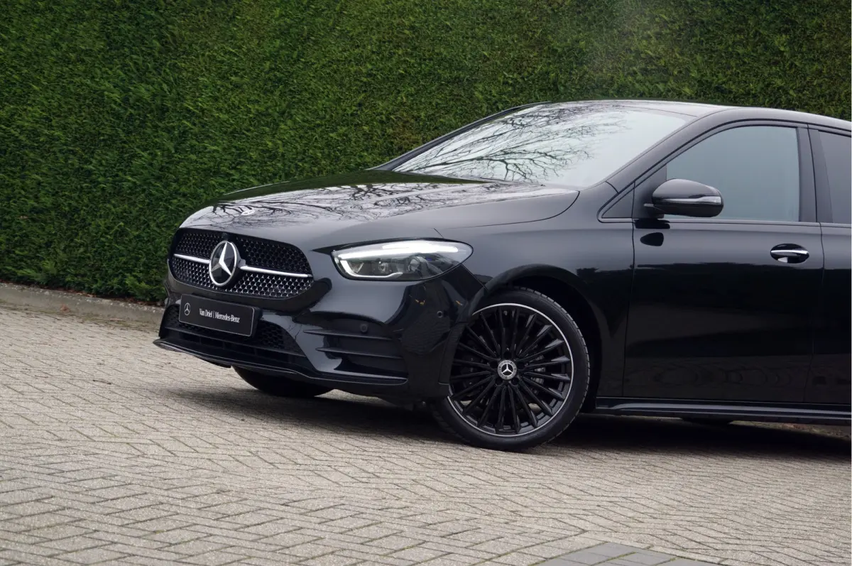 B 250 e AMG Line Night | Burmester Multibeam Keyless-Go Verwarmd Stuurwiel
