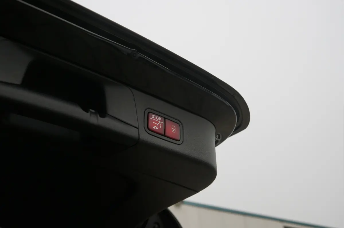 B 250 e AMG Line Facelift Night | Distronic Trekhaak Multibeam