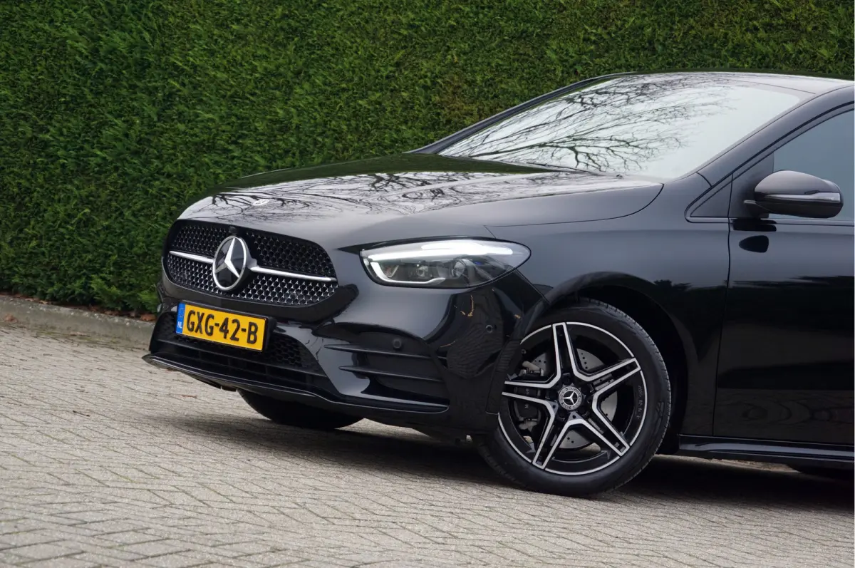 B 250 e AMG Line Facelift Night | Distronic Trekhaak Multibeam